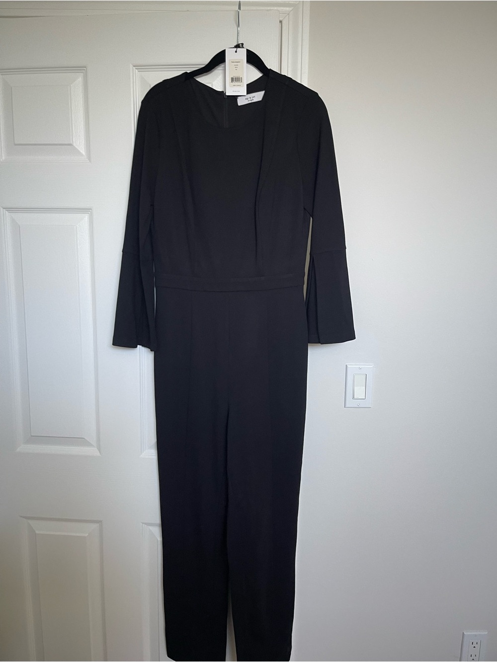 ALI & JAY Black Long-Sleeve Ponte Jumpsuit